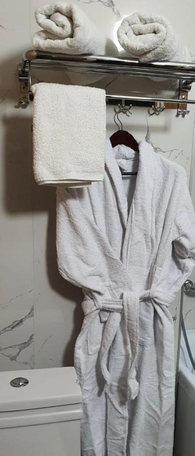 Montana Hotel อัลมาตี ภายนอก รูปภาพ